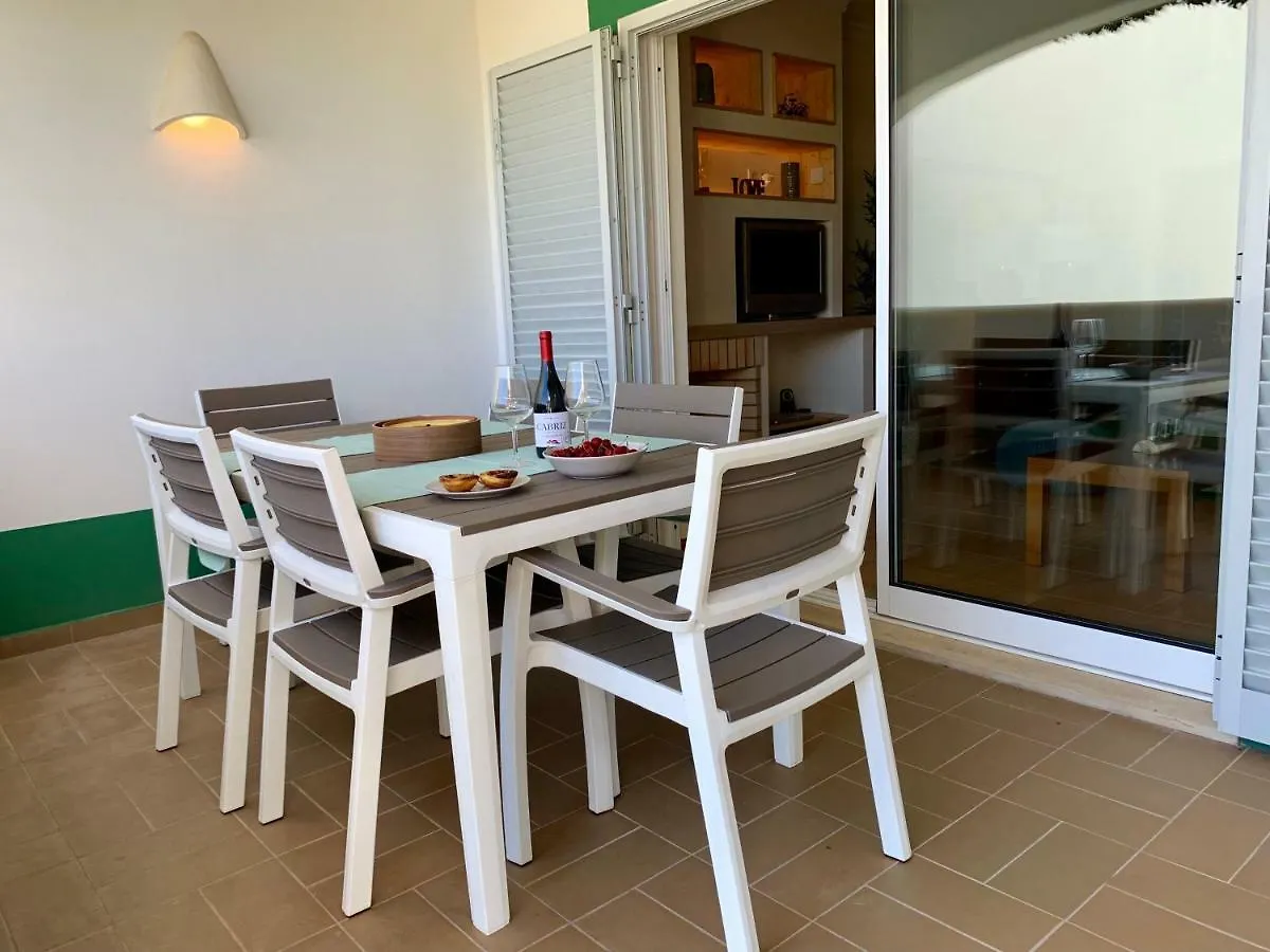 Charming Apartment With Private Garden & Pool Vilamoura