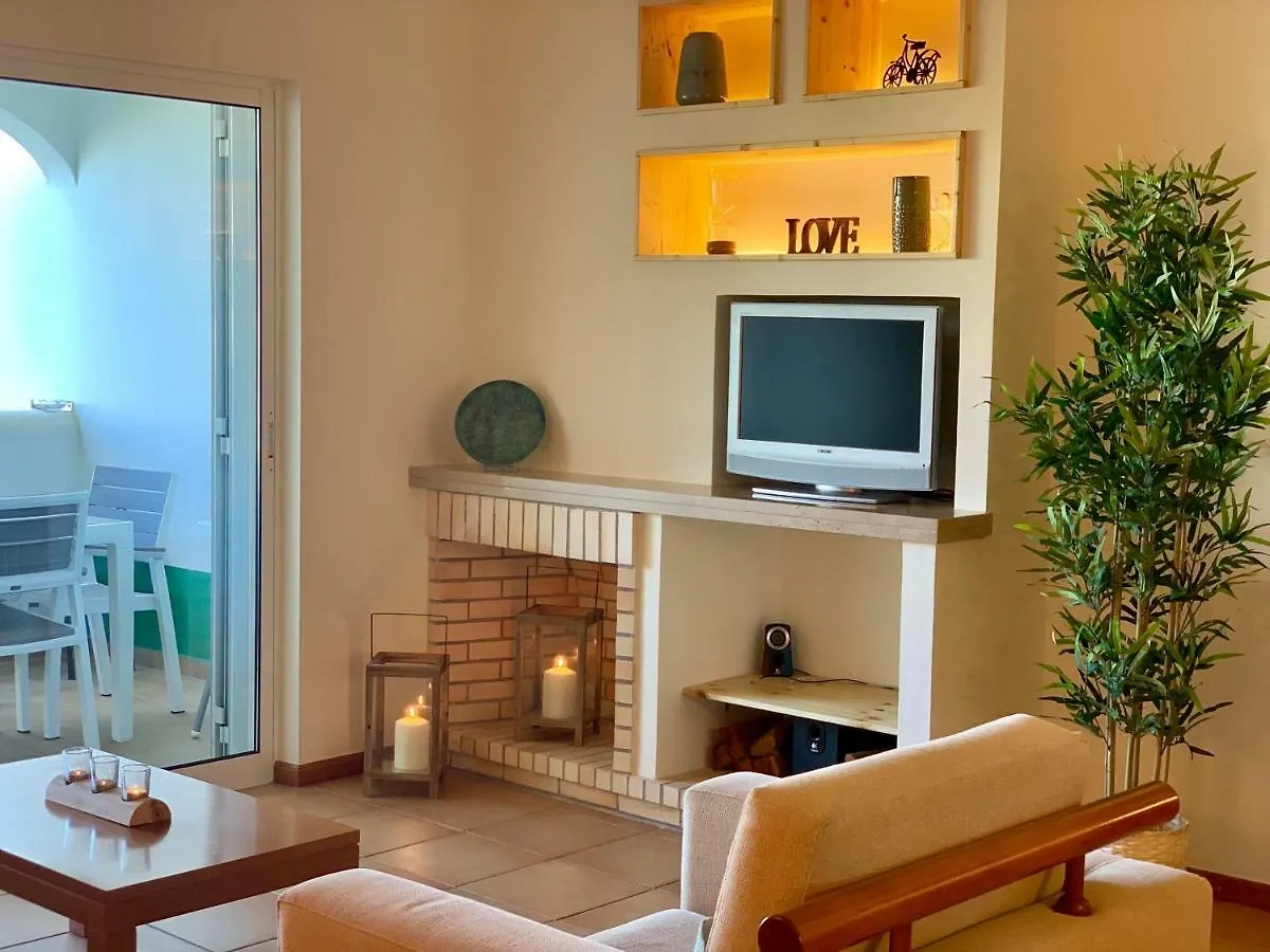 Charming Apartment With Private Garden & Pool Vilamoura