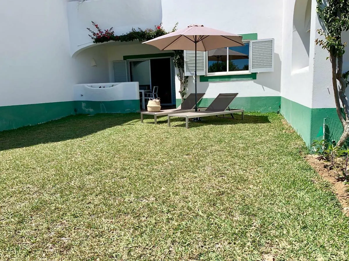 Charming Apartment With Private Garden & Pool Vilamoura Portugal