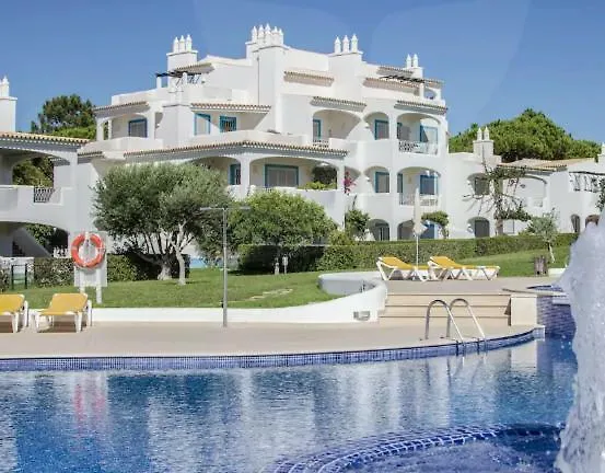 Charming Apartment With Private Garden & Pool Vilamoura 0*,  Portugal