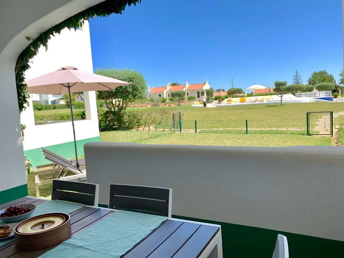 Charming Apartment With Private Garden & Pool Vilamoura Portugal