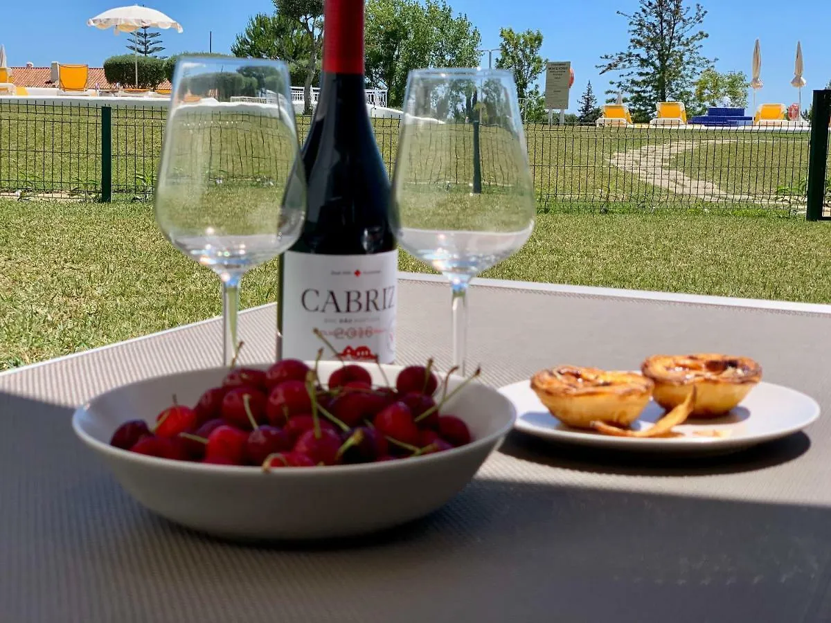 Charming Apartment With Private Garden & Pool Vilamoura