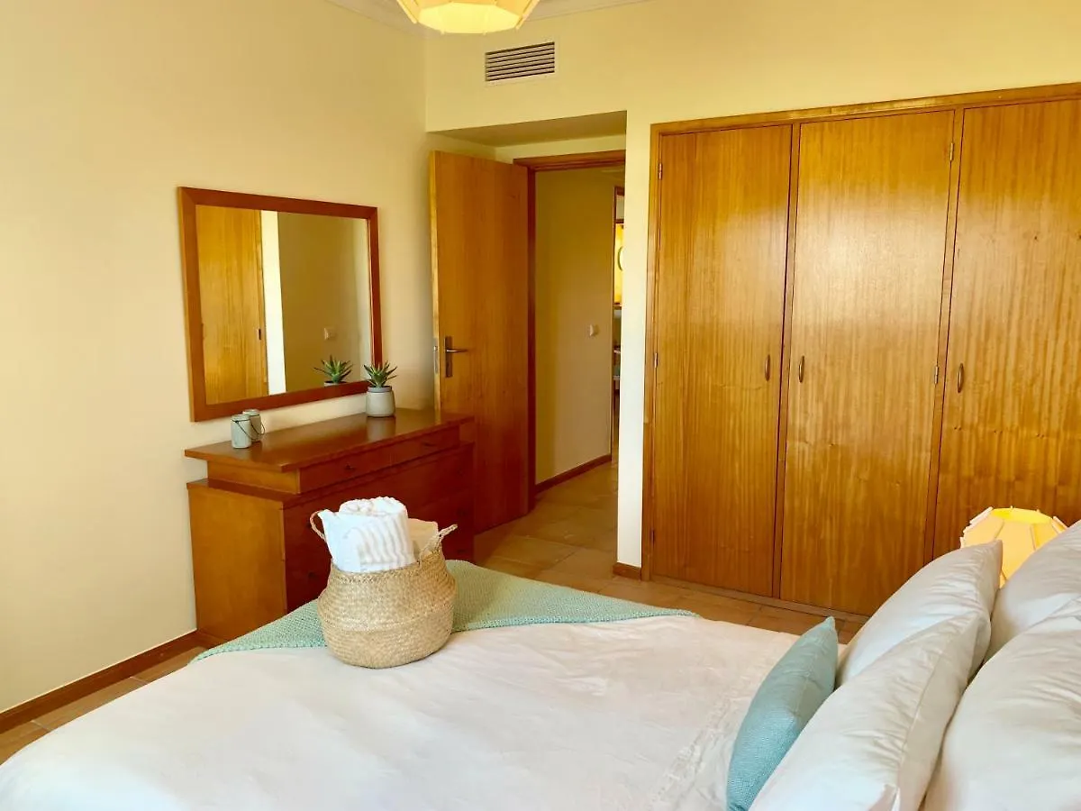 Charming Apartment With Private Garden & Pool Vilamoura
