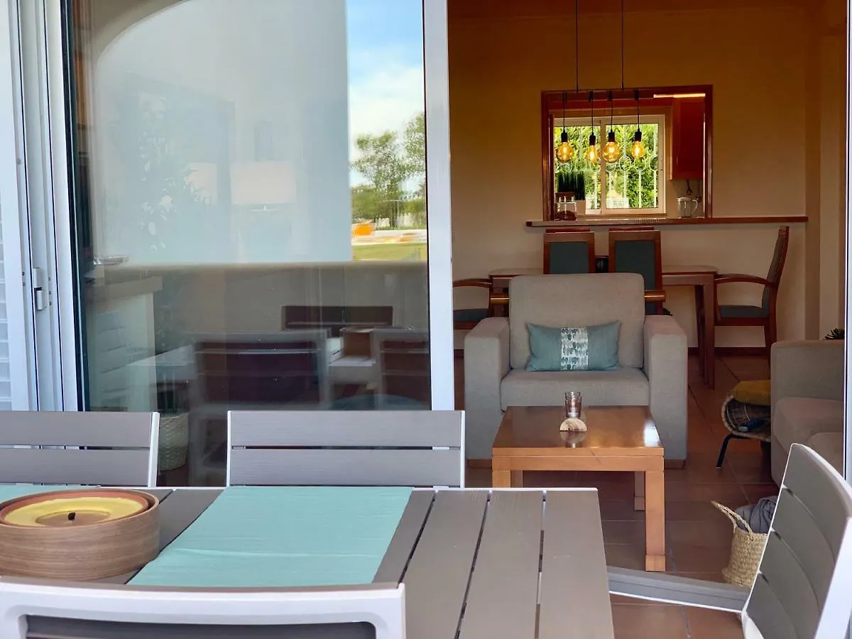Charming Apartment With Private Garden & Pool Vilamoura